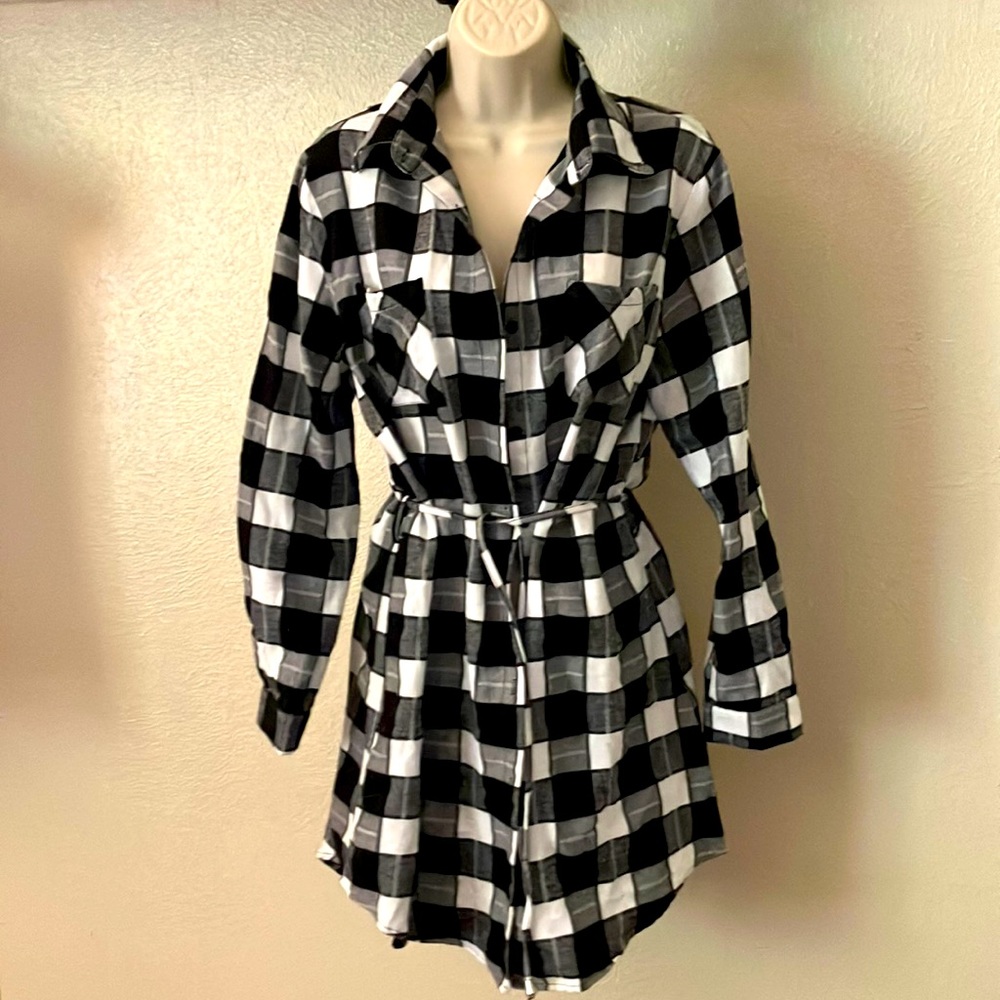 Black& white flannel tunic / shacket